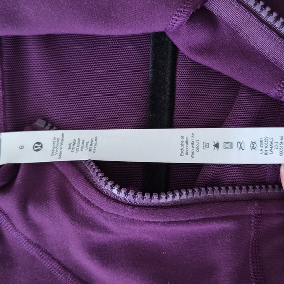 Lululemon Define Jacket - Picture 5 of 5